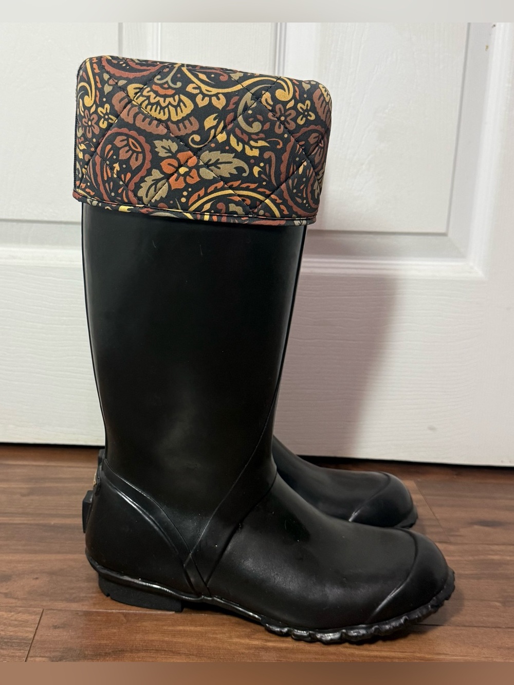 Bogs Alex Tall Boots Womens US8 Black Paisley Rubber Lined Rain Waterproof